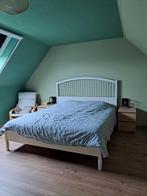 Tweepersoonsbed 1,80/2m (zonder matras) inclusief lattenbode, Huis en Inrichting, Slaapkamer | Bedden, Ophalen, Zo goed als nieuw