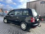 Volkswagen Touran 1,9 TDI 7 zitplaatsen ONLY EXPORT, Auto's, Volkswagen, 105 pk, Gebruikt, Bedrijf, 1896 cc