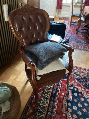 Louis XV stoeltje beschikbaar voor biedingen
