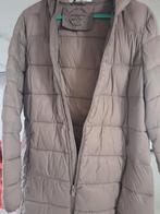 nylon met dons c&a lange jas met kap beige, Kleding | Dames, Jassen | Winter, Ophalen, Beige, Maat 46/48 (XL) of groter, Gedragen