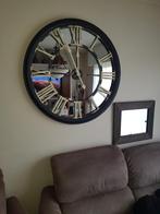 Smeedijzeren spiegel wandklok diameter 100cm, Huis en Inrichting, Ophalen, Zo goed als nieuw