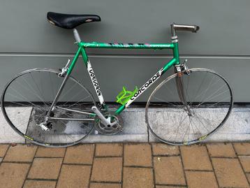 Retro koersfiets Concorde(55)wedstrijdfiets met ciöcc kader beschikbaar voor biedingen