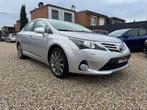 Toyota Avensis Avensis 1.8i *12 mois de garantie* (bj 2014), Auto's, Toyota, Automaat, Zwart, 4 cilinders, 2020 kg