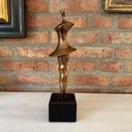 Ivo Strauven 'Ballerina' bronze sculptuur., Ophalen of Verzenden