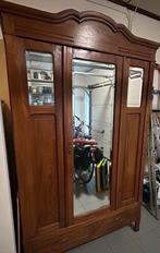 Antieke kleerkast minstens 100 jaar oud, Ophalen