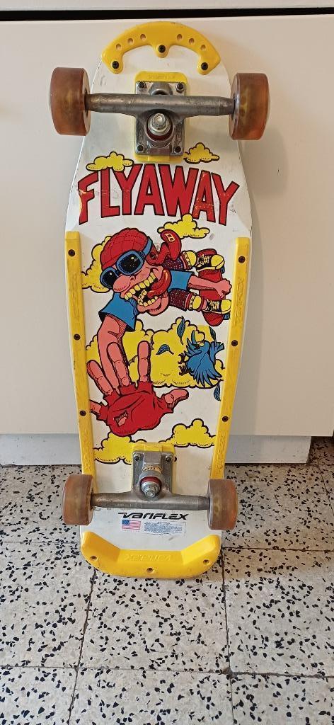 SKATEBOARD variflex compleet zeldzaam jaar 80 nikkel -, Sport en Fitness, Skateboarden, Zo goed als nieuw, Skateboard, Ophalen