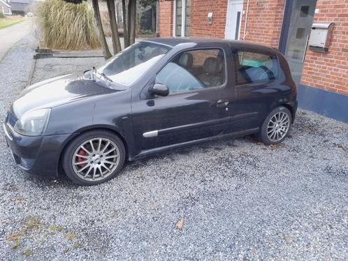 Clio 2 RS, Auto's, Renault, Particulier, Clio, Airbags, Airconditioning, Alarm, Bluetooth, Boordcomputer, Centrale vergrendeling