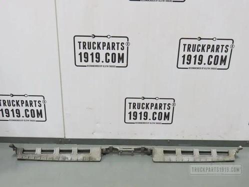 DAF Body & Chassis Parts Opstap grill Li. + Re. DAF 106, Auto-onderdelen, Vrachtwagen-onderdelen, DAF, Carrosserie en Plaatwerk