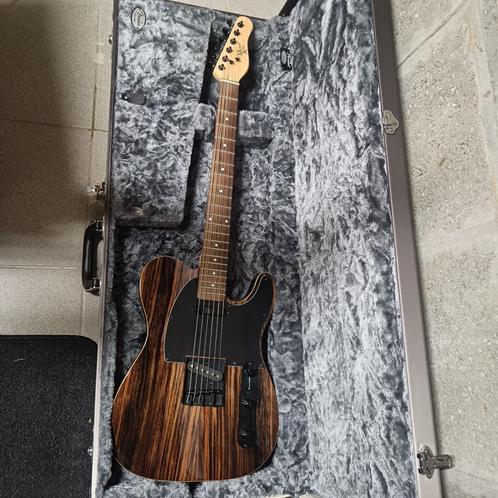 Michael Kelly custom collection striped ebony 50 telecaster, Musique & Instruments, Instruments à corde | Guitares | Électriques