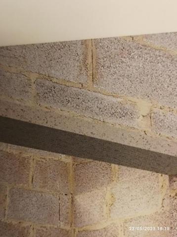 BETONNEN BALKEN EN GEWAPENDE BETONNEN BALK beschikbaar voor biedingen