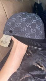 Gucci pet zwart wit 2k25, Ophalen of Verzenden, Zo goed als nieuw, 57 cm (M, 7⅛ inch) of minder, Pet