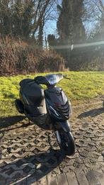 Piaggio Zip, Fietsen en Brommers, Scooters | Piaggio, Ophalen, Zo goed als nieuw, Zip