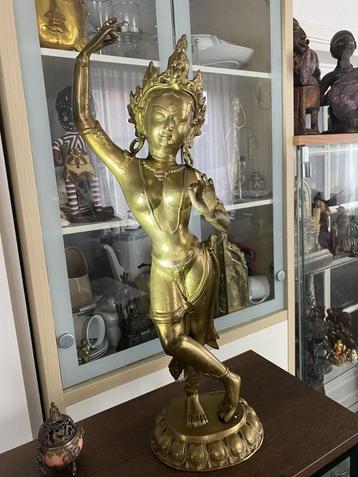 antieke zeldzame puur bronze Guanyin Tara 54 cm beschikbaar voor biedingen