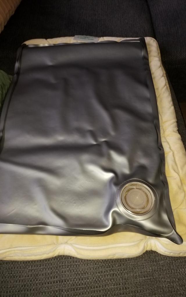 Coussin à eau avec housse en laine, Maison & Meubles, Oreiller, Beige, Enlèvement, Une personne