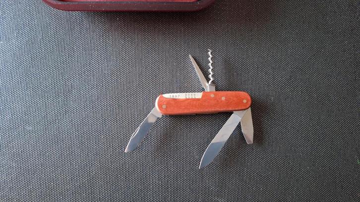 Victorinox Replica 1897 Limited Edition 125 jaar bestaan, Verzamelen, Overige Verzamelen, Ophalen of Verzenden