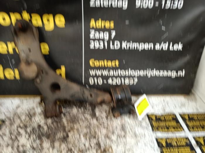 Draagarm rechts-voor van een Mazda 5, Auto-onderdelen, Ophanging en Onderstel, Mazda, Gebruikt, 3 maanden garantie, Ophalen of Verzenden