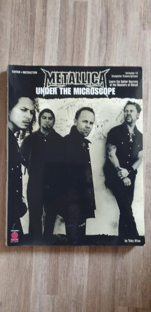 Metallica under de microscope (Guitar Tab), Muziek en Instrumenten, Bladmuziek, Gebruikt, Artiest of Componist, Rock en Metal