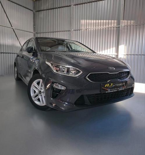 Kia Ceed 1.4 Benzine, Auto's, Kia, Bedrijf, Achteruitrijcamera, Elektrische buitenspiegels, Isofix, Lichtsensor, Parkeercamera