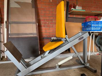 Hydraulische fitnesstoestellen, Sport en Fitness, Fitnessmaterialen, Ophalen, Gebruikt
