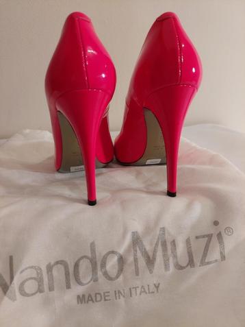 264C* Nando Muzi - sexy roze pumps van lakleer (37) beschikbaar voor biedingen