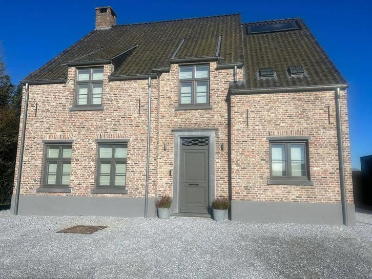 Stijlvolle pastorijwoning op een toplocatie in Oelegem, Immo, Maisons à vendre, Anvers (ville), 500 à 1000 m², Maison individuelle