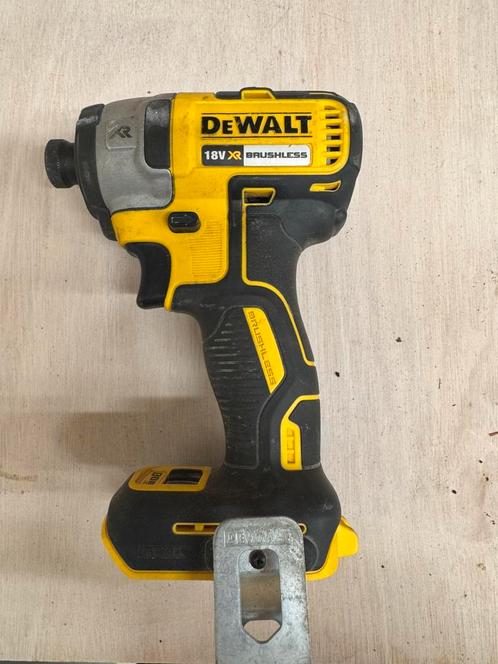 Dewalt DCF887 slagschroevendraaier, Doe-het-zelf en Bouw, Gereedschap | Boormachines, Gebruikt, Ophalen