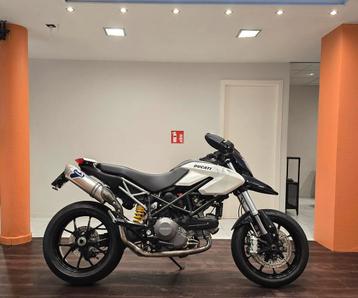 Ducati Hypermotard 796**2011**14.450km**Garantie beschikbaar voor biedingen