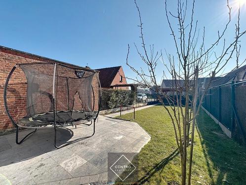 Huis te koop in Roeselare, 5 slpks, Immo, Huizen en Appartementen te koop, Vrijstaande woning
