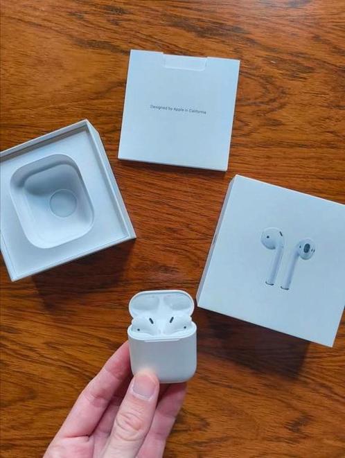 Apple AirPods (2e generatie), Audio, Tv en Foto, Hoofdtelefoons, Gebruikt, Overige merken, Bluetooth, Ophalen