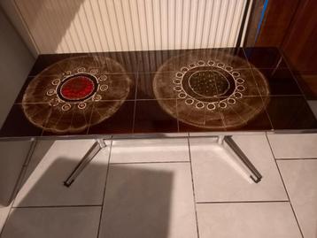 Vintage salontafel  beschikbaar voor biedingen