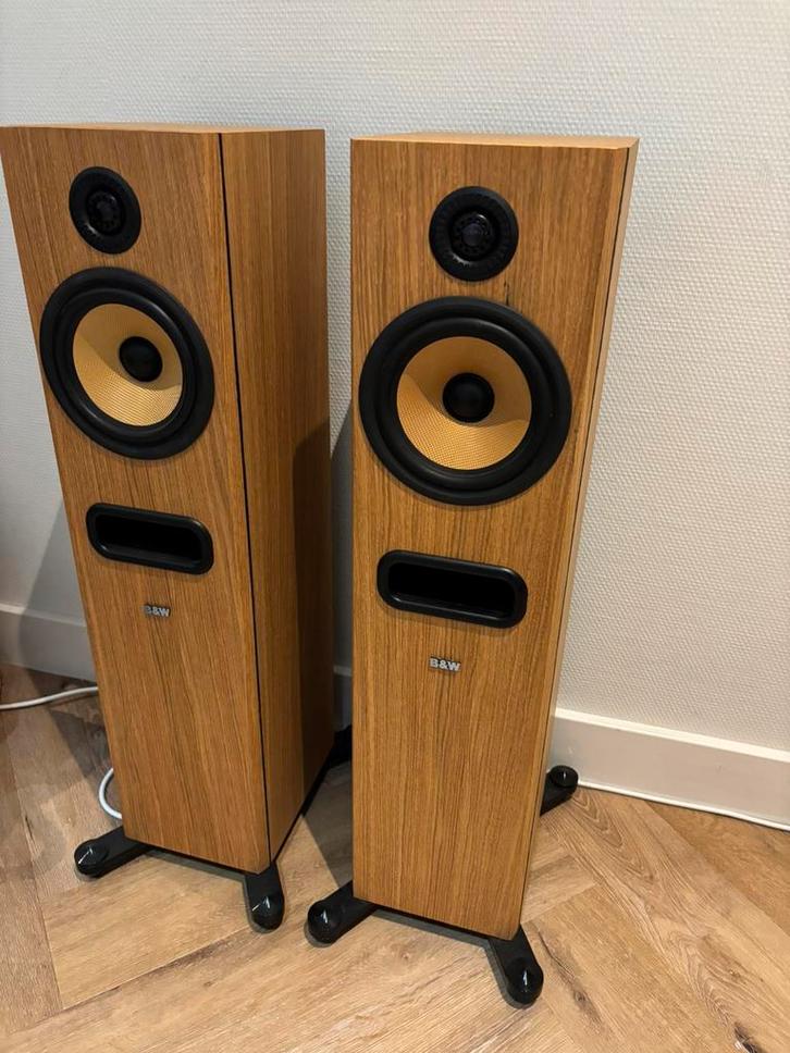B&W P4, Audio, Tv en Foto, Luidsprekerboxen, Zo goed als nieuw, Ophalen