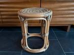 charmant ROTAN bijzettafeltje (vintage design), Enlèvement, Utilisé, Matériaux autres