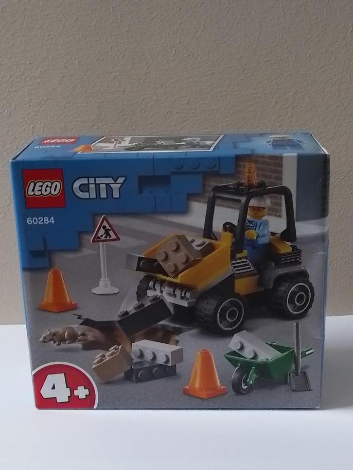 Lego City - Roadwork Truck (60284) - NIEUW, Kinderen en Baby's, Speelgoed | Duplo en Lego, Nieuw, Lego, Complete set, Ophalen of Verzenden