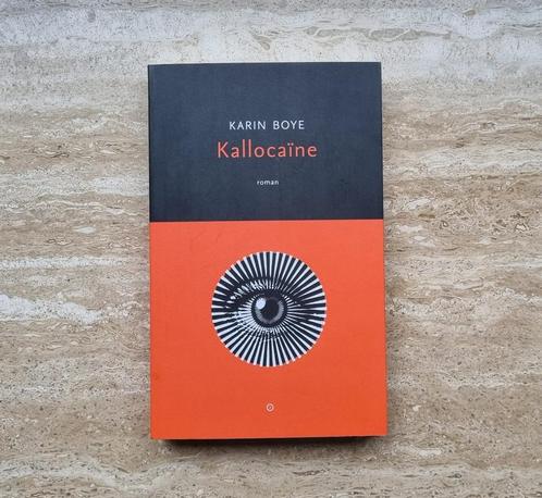 Kallocaïne, dystopische roman over totalitaire wereldstaat, Boeken, Romans, Nieuw, Europa overig, Verzenden