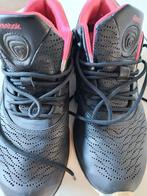 Reebok sportieve schoenen maat 38, Kleding | Dames, Schoenen, Ophalen of Verzenden, Reebok, Gedragen, Sportschoenen