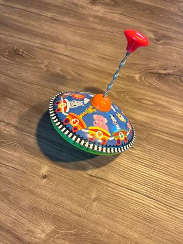 Metalen bromtol beschikbaar voor biedingen