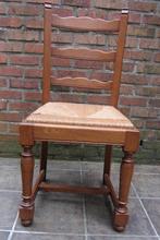1 of 2 kwaliteitsvolle eiken stoel(en) met rieten zitting, Huis en Inrichting, Stoelen, Riet of Rotan, Gebruikt, Bruin, Eén