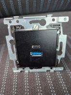 Niko usb A en c, Ophalen of Verzenden, Zo goed als nieuw