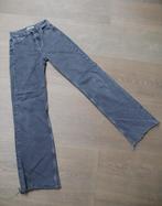 Jean's noir pour dame ou ado de taille 34, Kleding | Dames, Spijkerbroeken en Jeans, Pull & Bear, Ophalen of Verzenden, Gedragen