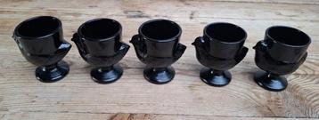 5 Vintage Franse Luminarc zwart opaline kip eierdopjes  beschikbaar voor biedingen