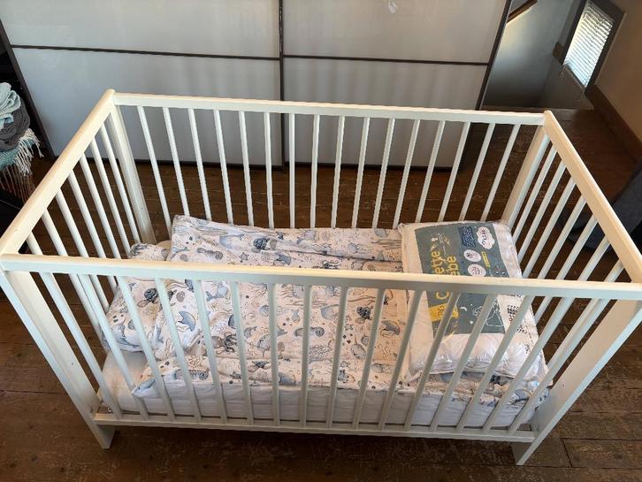 Babybed Ikea Gulliver, Kinderen en Baby's, Babywiegjes en Ledikanten, Zo goed als nieuw, Ophalen