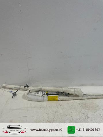 Airbag hemel rechts van een Landrover Evoque beschikbaar voor biedingen