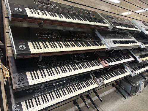 Korg pa700 pa1000 pax4 pax5 Serie Aanbieding Met Garantie, Musique & Instruments, Claviers, Utilisé, Korg, Enlèvement