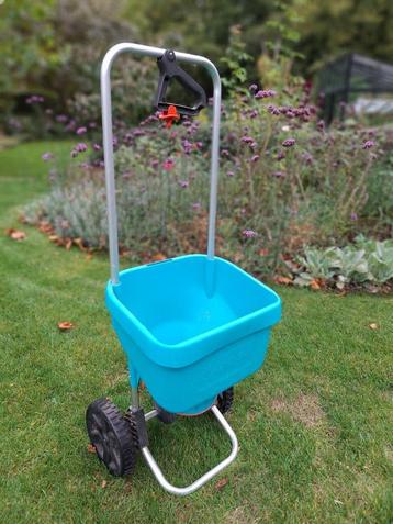 Gardena strooiwagen XL beschikbaar voor biedingen