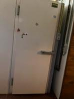 Koelcel goed werkend 135 x 135 x 210, Elektronische apparatuur, Koelkasten en IJskasten, Ophalen, Gebruikt
