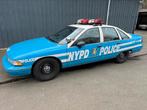 Voiture de police originale Chevrolet Caprice NYPD, 5 places, Berline, 4 portes, Automatique
