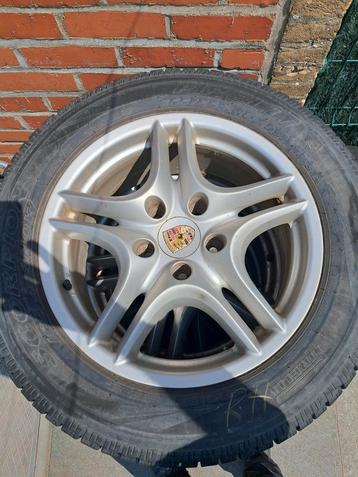 Porsche Cayenne velgen en winterbanden  beschikbaar voor biedingen