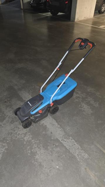 grasmaaier beschikbaar voor biedingen