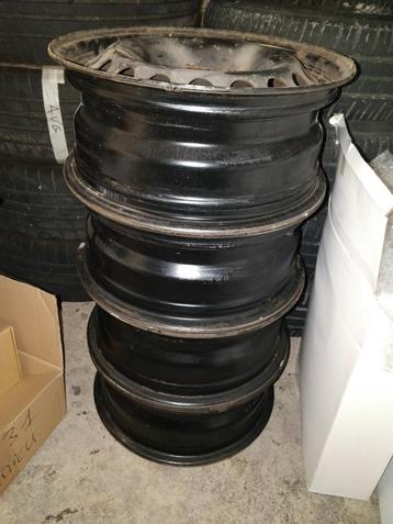 4 jantes en tôles 15" entraxe 5x112 beschikbaar voor biedingen