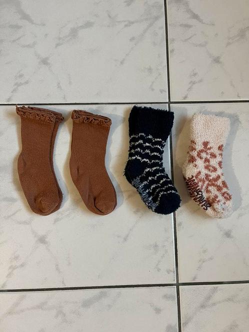 Kindersokken maat 19/22 en maat 23/26, Kinderen en Baby's, Babykleding | Schoentjes en Sokjes, Zo goed als nieuw, Ophalen
